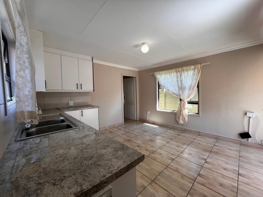 3 Bedroom Property for Sale in Geelhoutpark North West